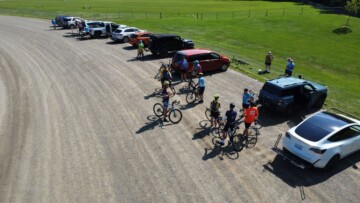 Cyclist getting ready for the ride