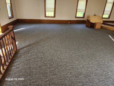 The new carpet is nearly finished.